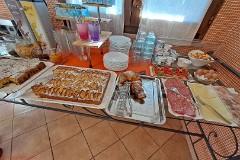 31: 120240421_075034_1920